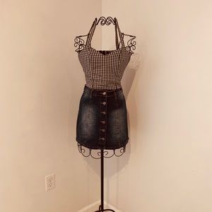 Checkered Crop top. Never worn 🖤